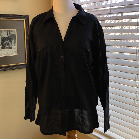 Venezia Tops - VENEZIA Black button front blouse Size 26/28